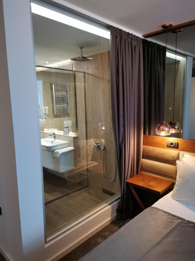 New City Hotel & Restaurant Ni Extérieur photo