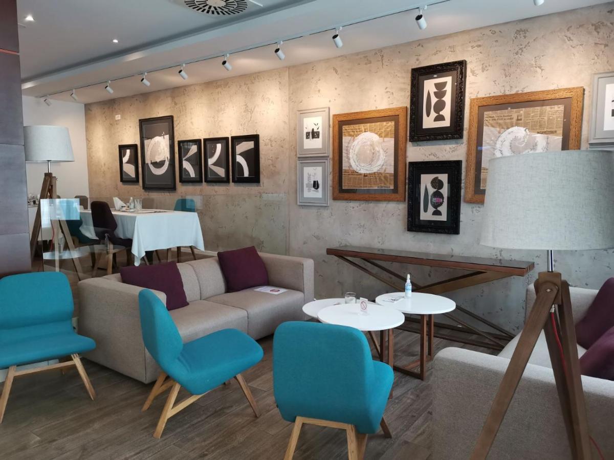 New City Hotel & Restaurant Ni Extérieur photo