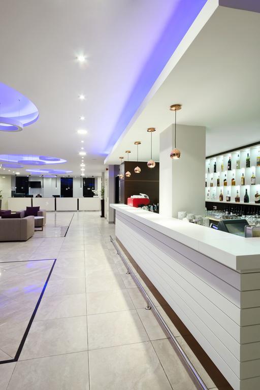 New City Hotel & Restaurant Ni Extérieur photo