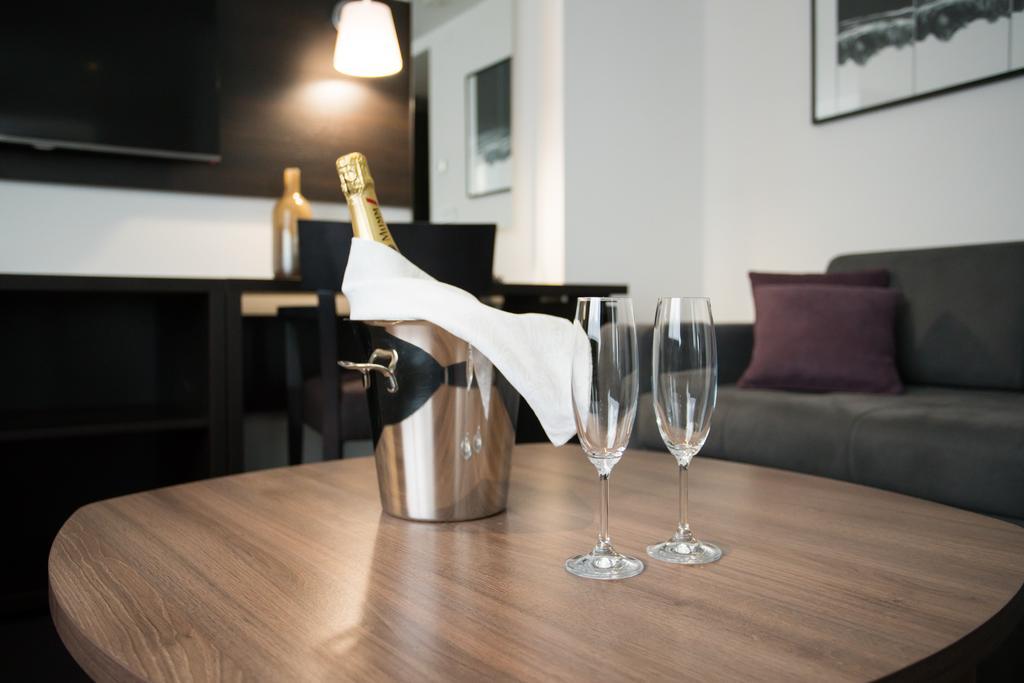 New City Hotel & Restaurant Ni Extérieur photo