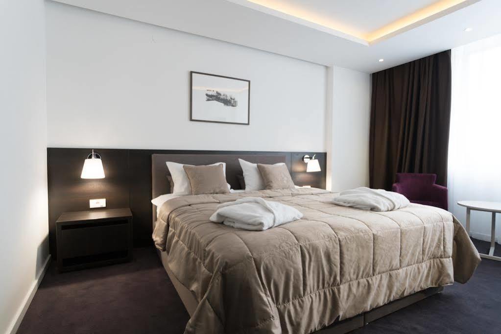 New City Hotel & Restaurant Ni Extérieur photo
