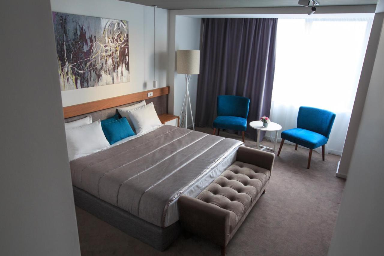 New City Hotel & Restaurant Ni Extérieur photo
