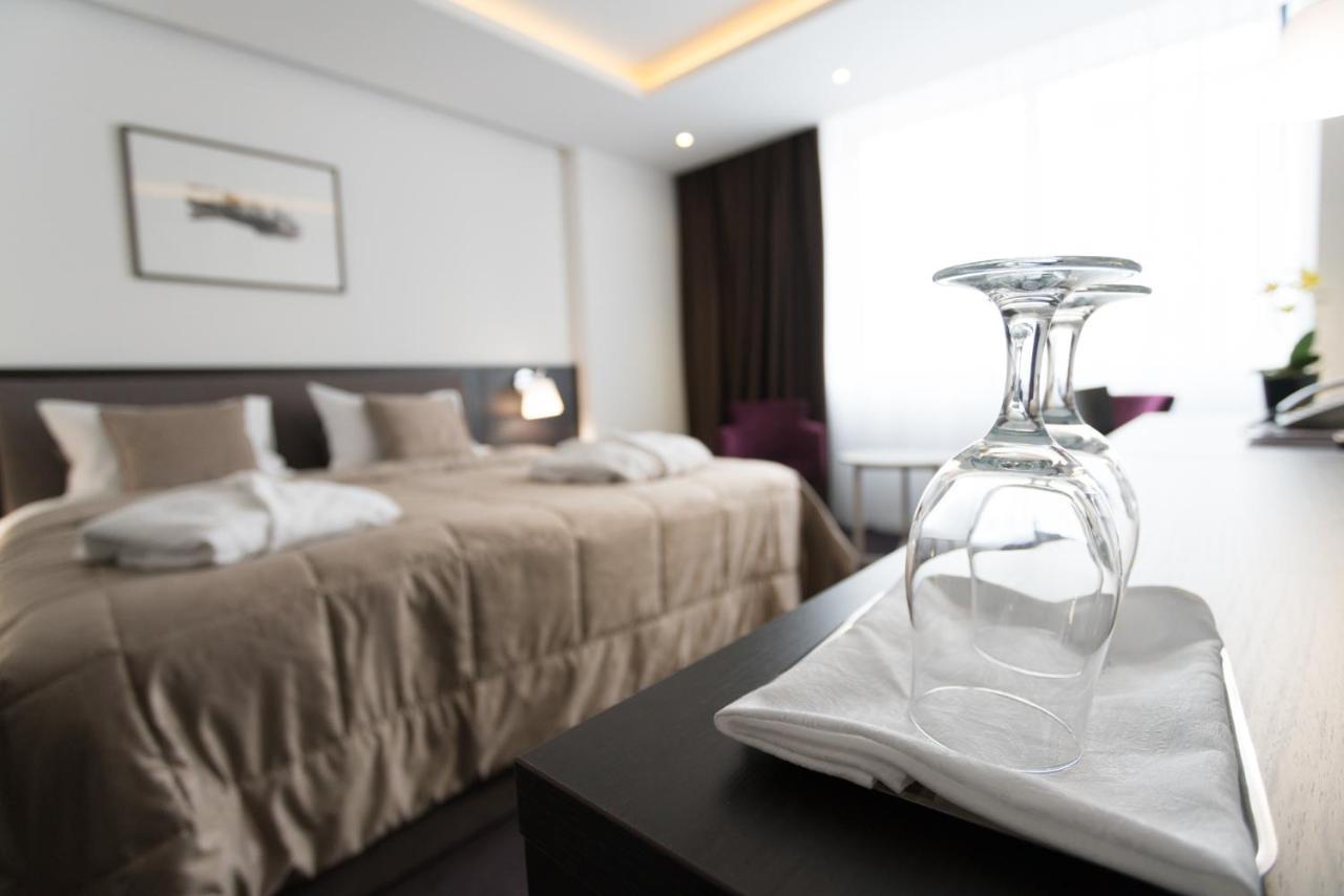 New City Hotel & Restaurant Ni Extérieur photo